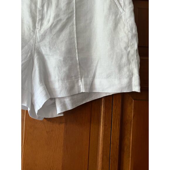 NWT Madewell Women's Clean Button-Tab Shorts in 100% Linen Eyelet White Size 14 - Picture 3 of 14
